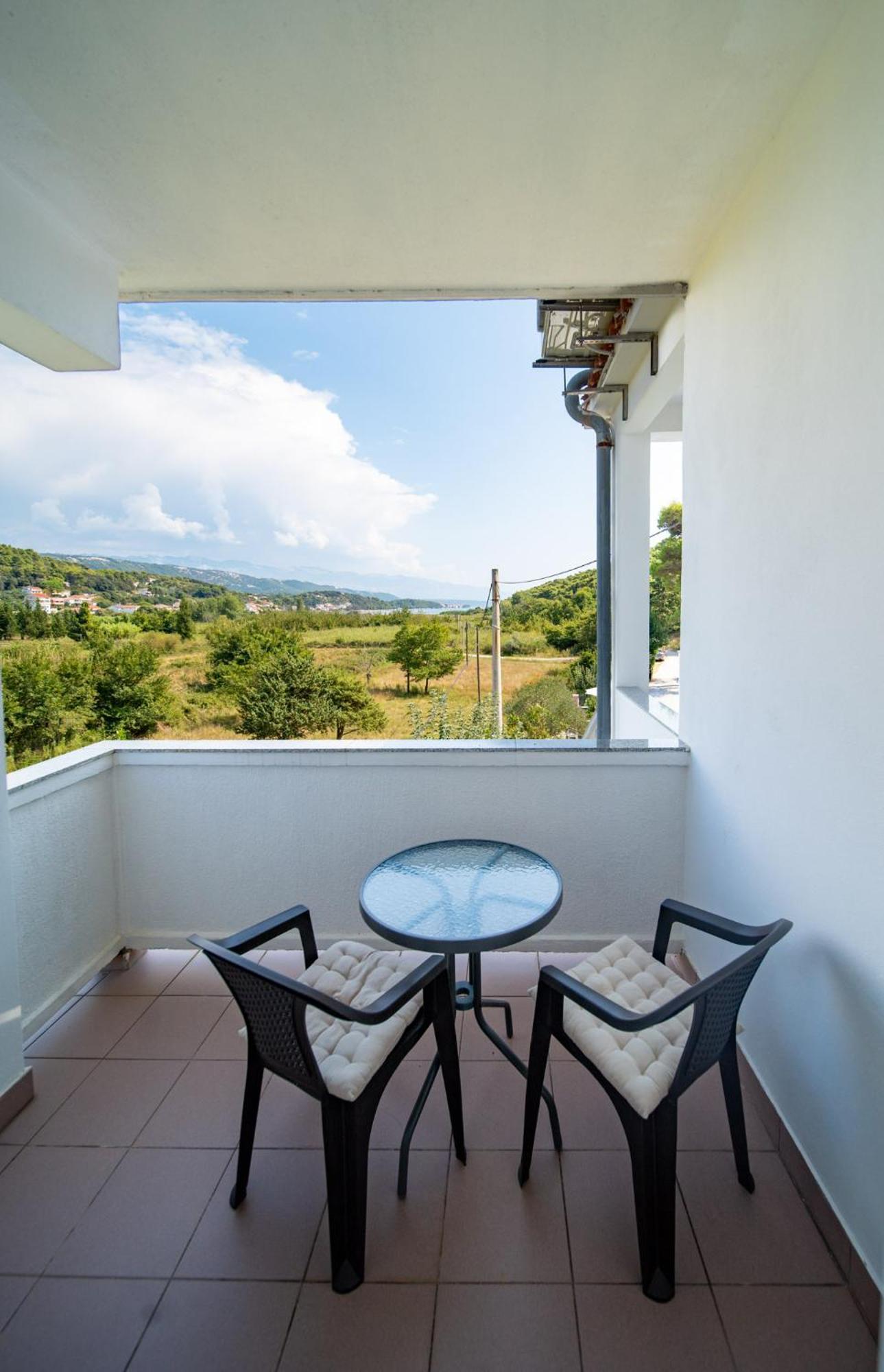 Apartments Lores Rab Town Zewnętrze zdjęcie