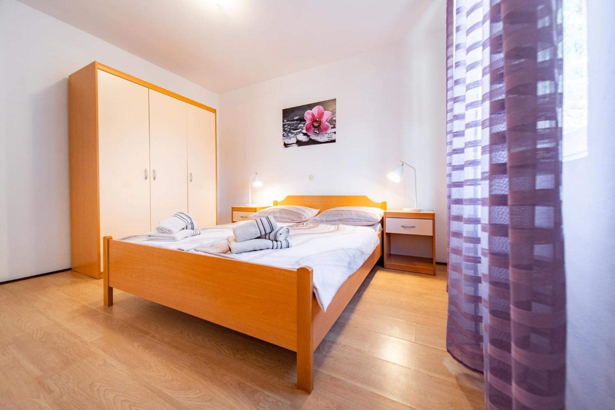 Apartments Lores Rab Town Zewnętrze zdjęcie