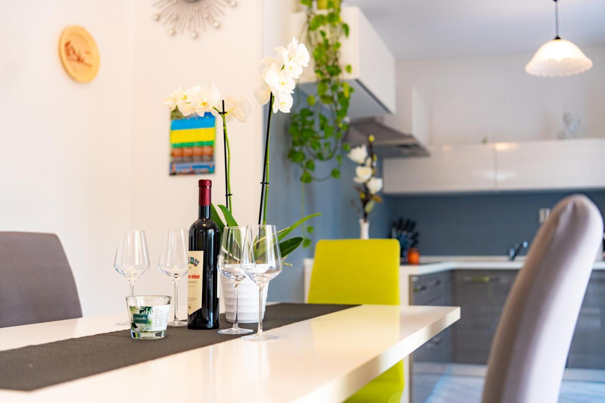 Apartments Lores Rab Town Zewnętrze zdjęcie