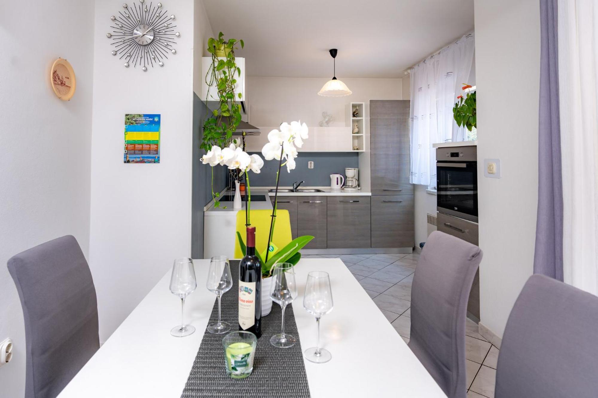 Apartments Lores Rab Town Zewnętrze zdjęcie