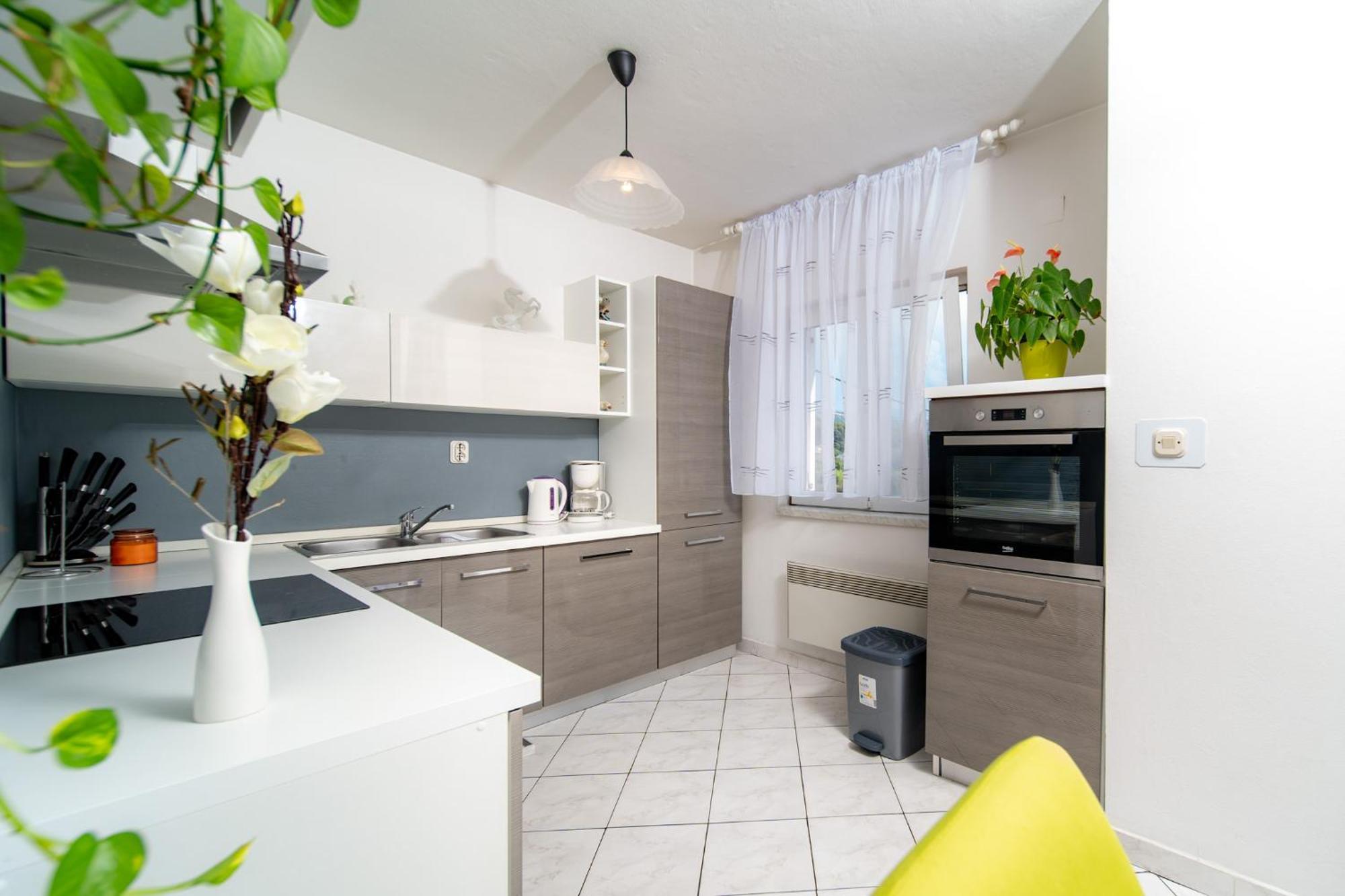 Apartments Lores Rab Town Zewnętrze zdjęcie