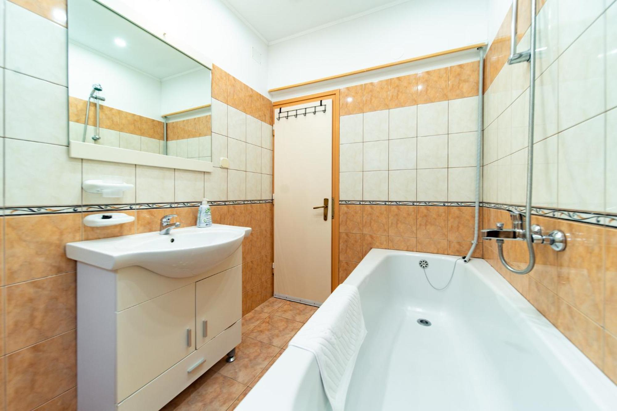Apartments Lores Rab Town Zewnętrze zdjęcie