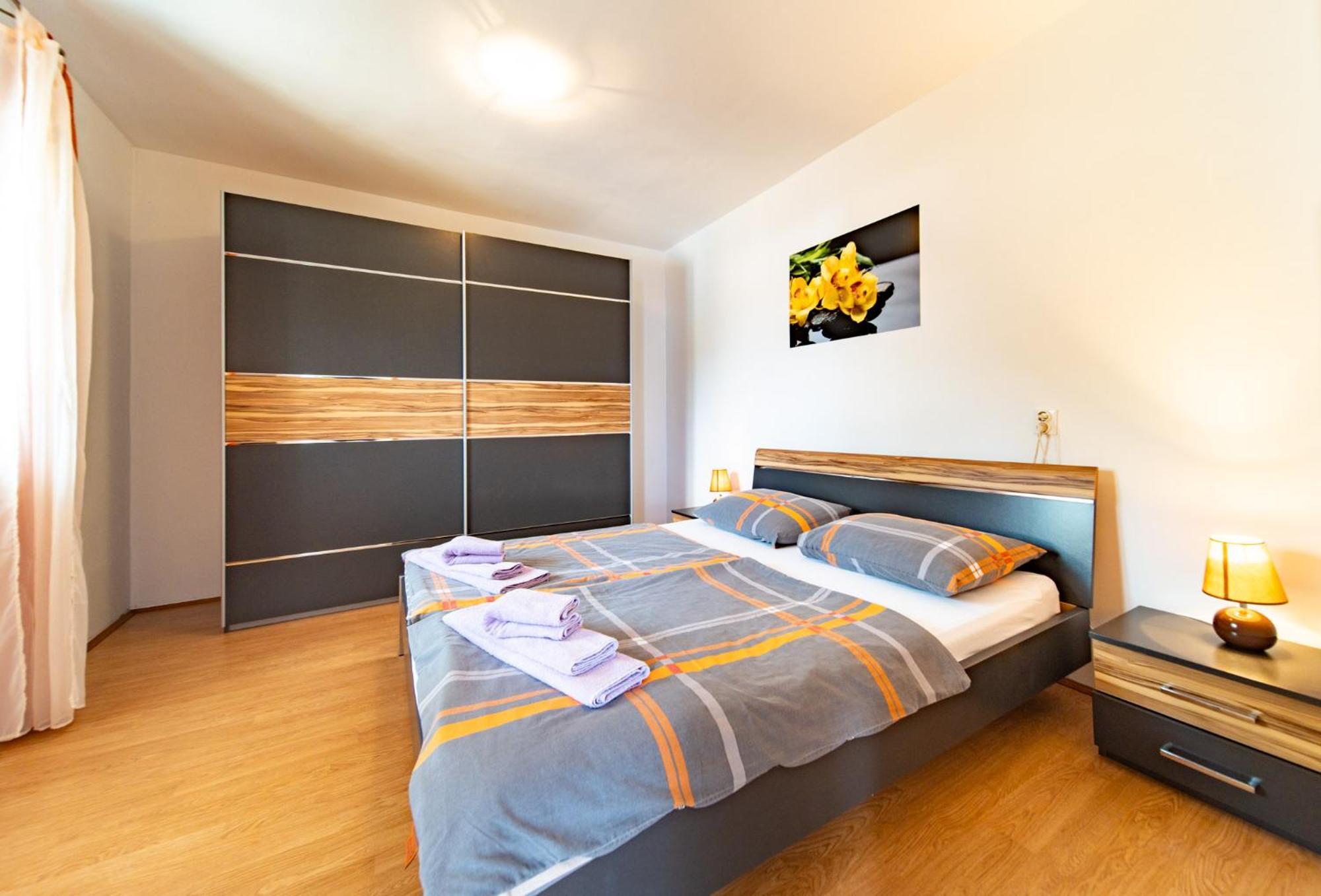 Apartments Lores Rab Town Zewnętrze zdjęcie