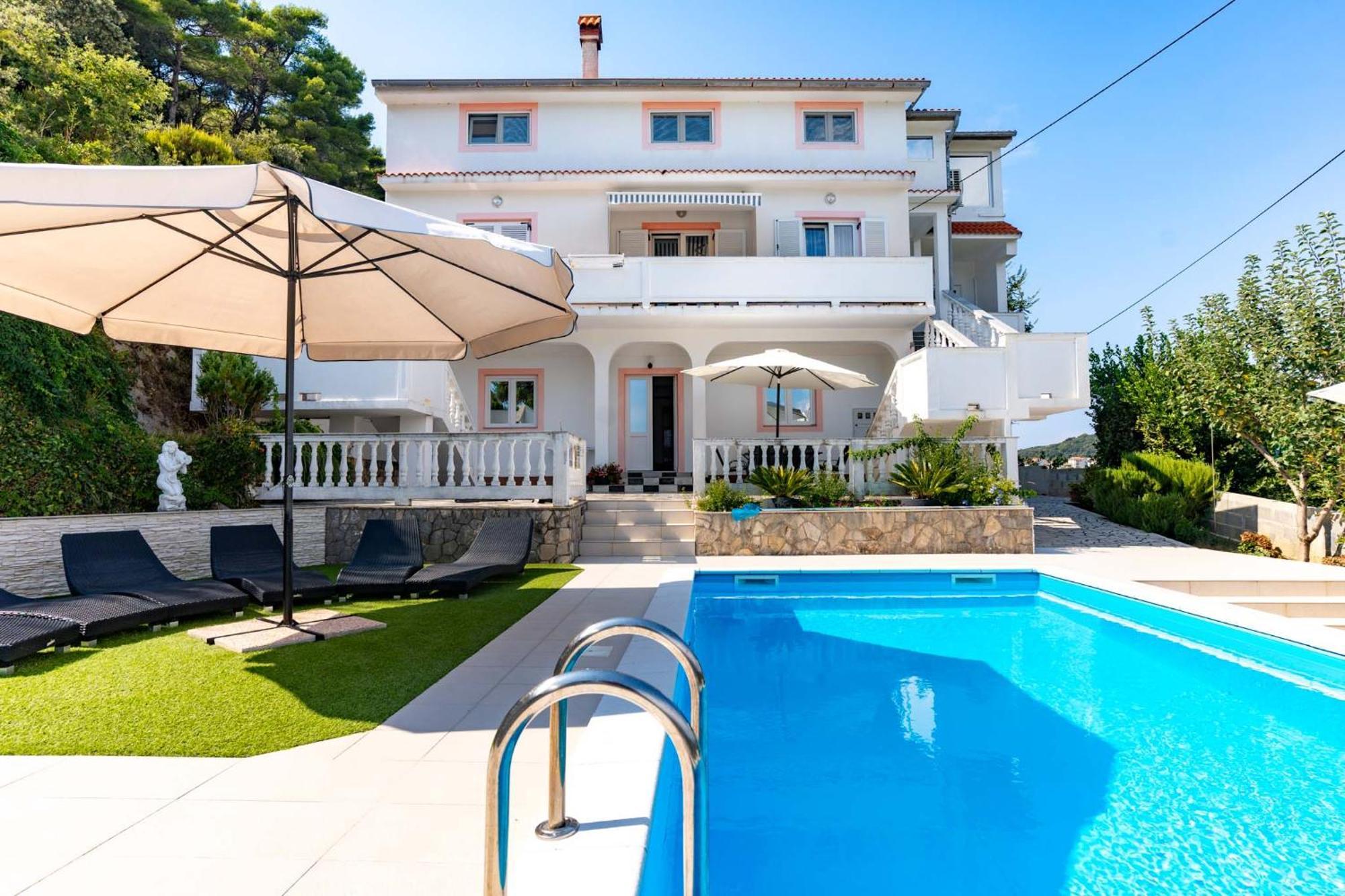 Apartments Lores Rab Town Zewnętrze zdjęcie